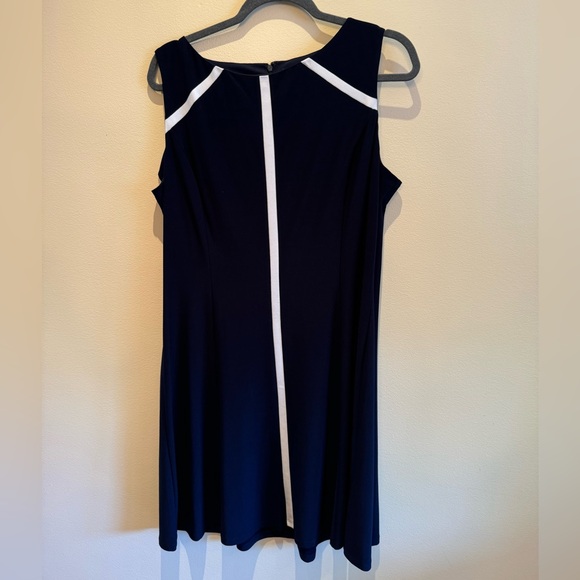 CHAPS - Navy Blue Sleeveless Dress with White Stripe Accents - Picture 5 of 5